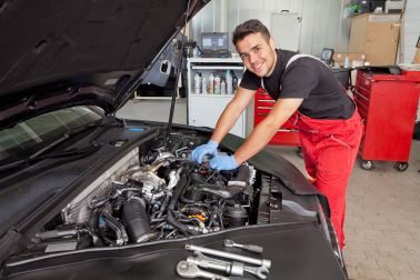 Umweltrisiken in der Kfz-Werkstatt - EMKA Schmiertechnik GmbH